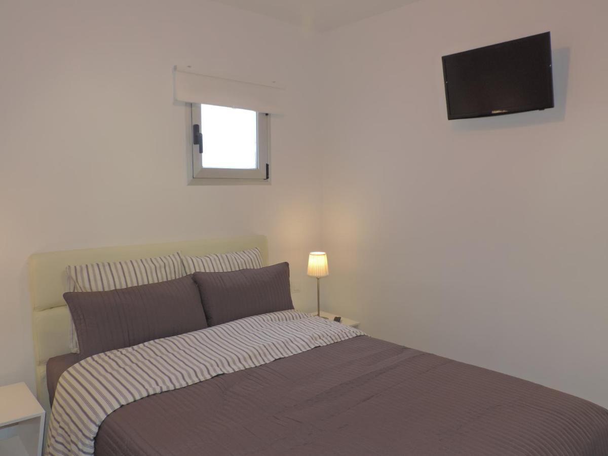 Gracioseros 106- 2 Bed-gr Floor-ac-uk Tv-wifi Apartamento