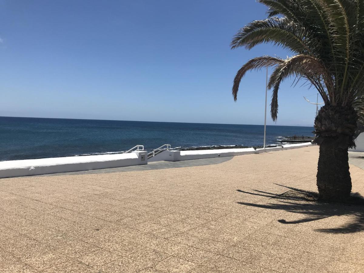 Hogar Palmera With Pool & Apartamento Playa Honda (Lanzarote)