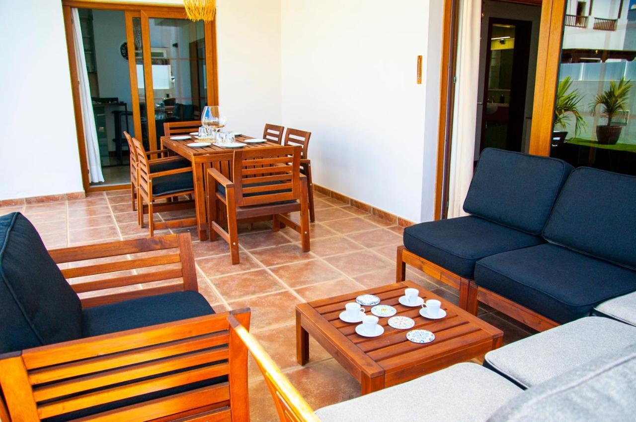 Luxury El Palmeral Villa *