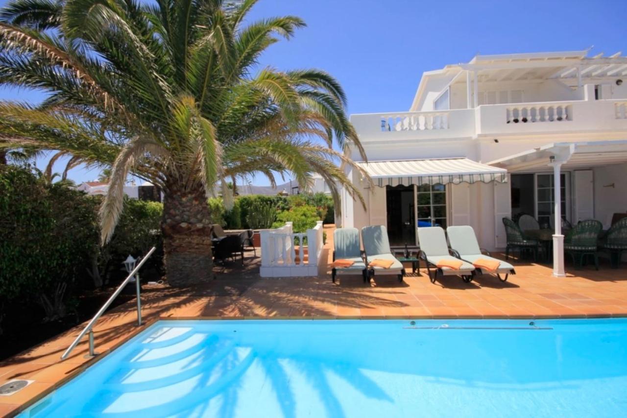 Villa Casa Estaño With Private Pool&ac In Puerto Del Carmen