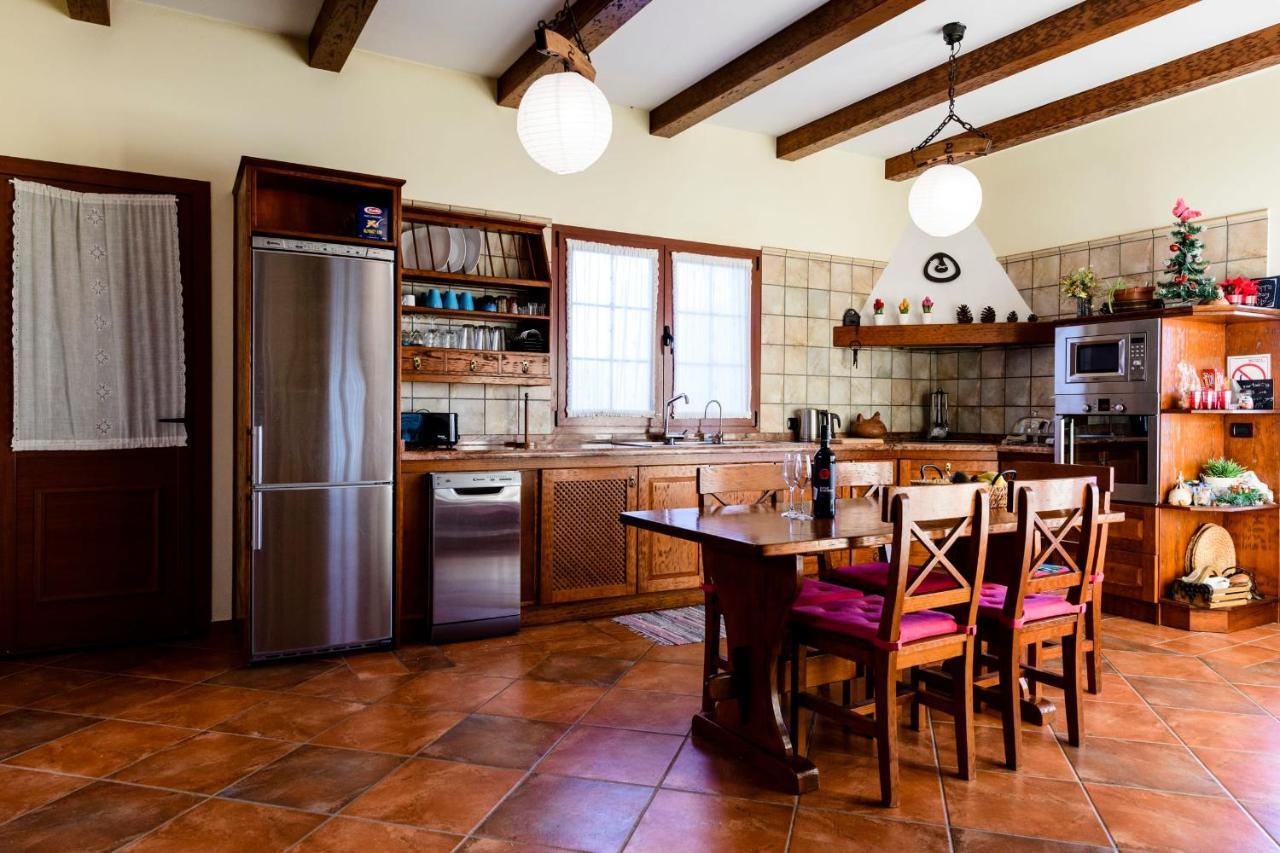 Villa El Mojón With Private Pool In Teguise