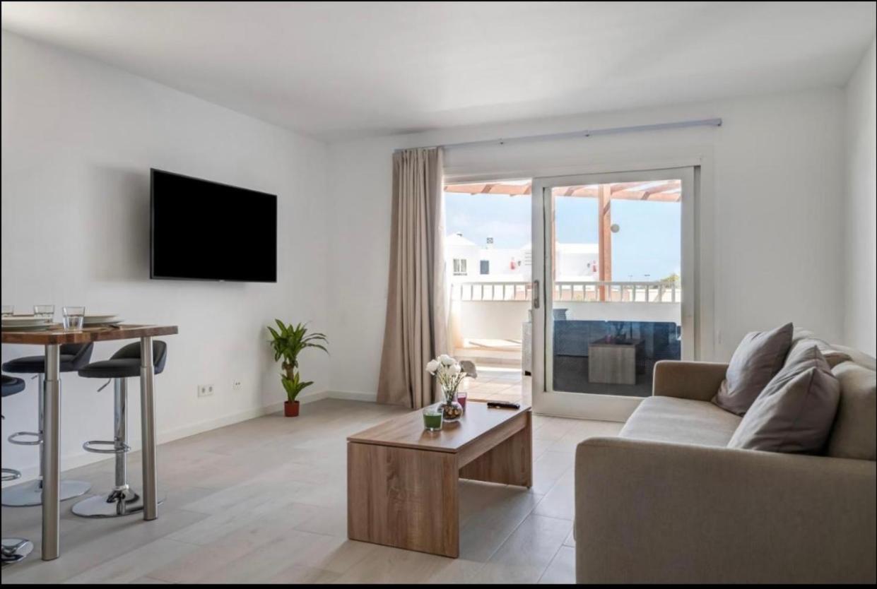 Paula Apartment Costa Teguise