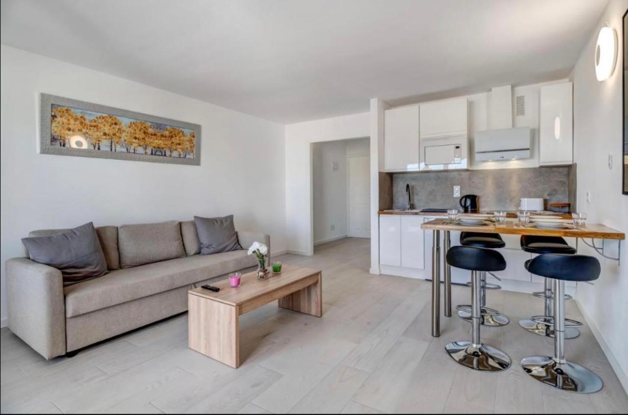 Paula Apartment