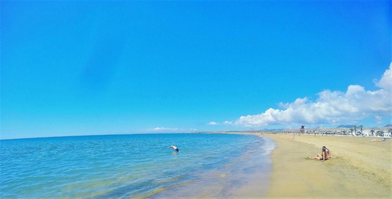 Paradise Near The Habitación en casa particular Playa Honda (Lanzarote)