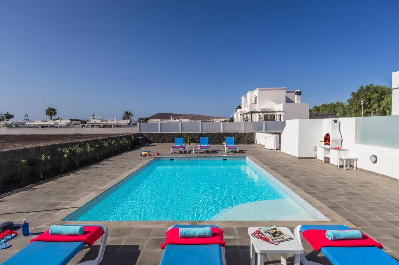 Villa Pebbles By