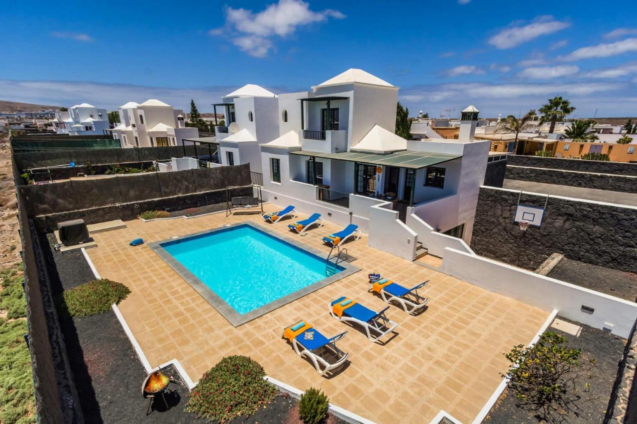 Villa Marnie By *