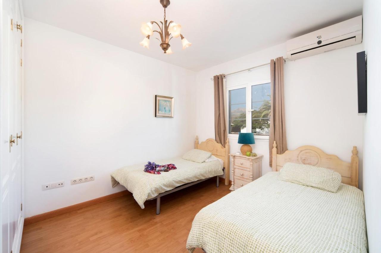 Rosa Mojones Tres By Plus Villa Puerto del Carmen (Lanzarote)