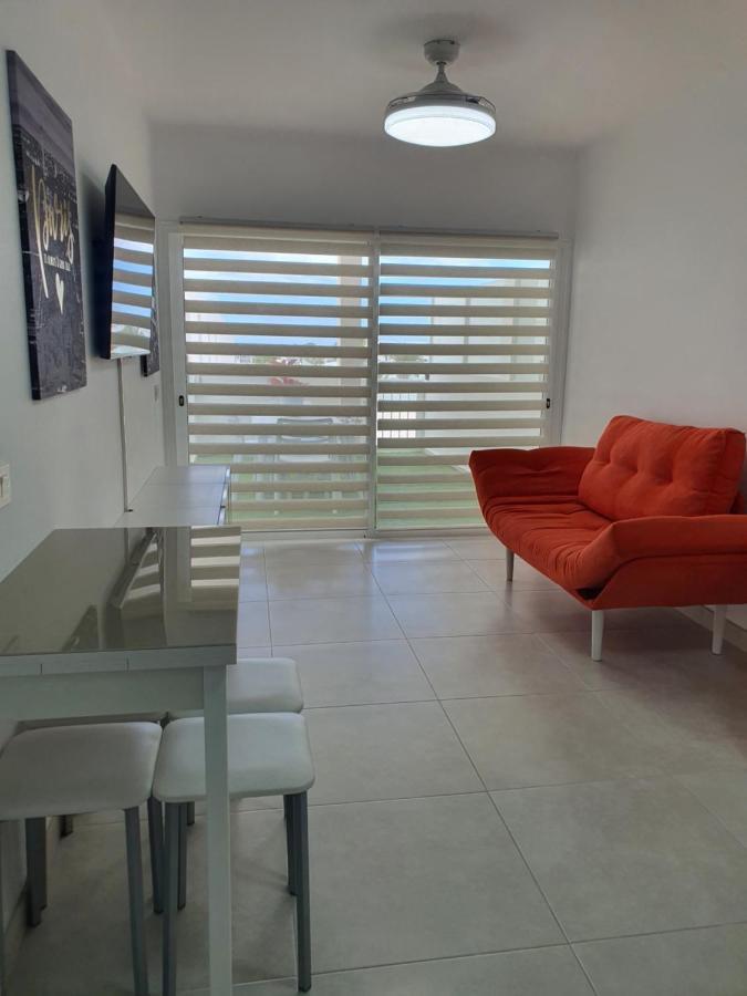 Monarca House, Senator Apartamento