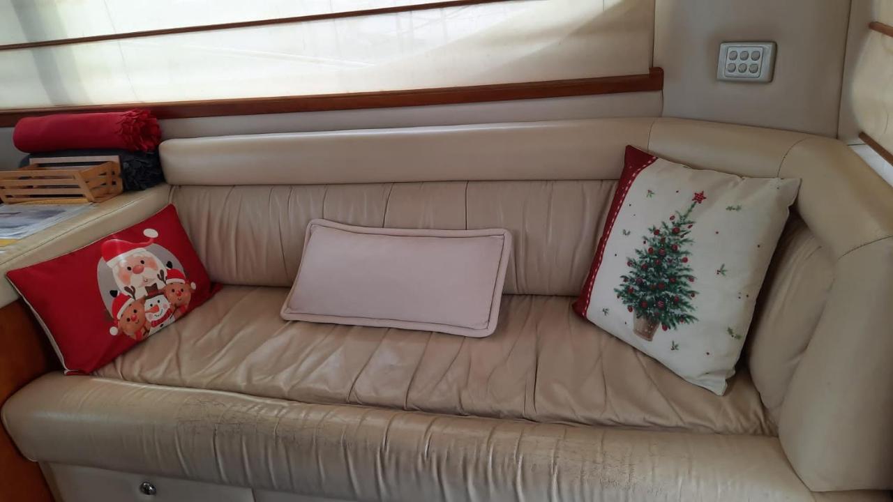 Yaku Wayra Charter Botel *