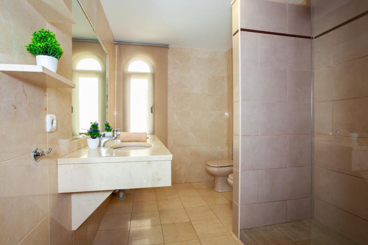 Apartamento Riviera Park, 2 Bed *