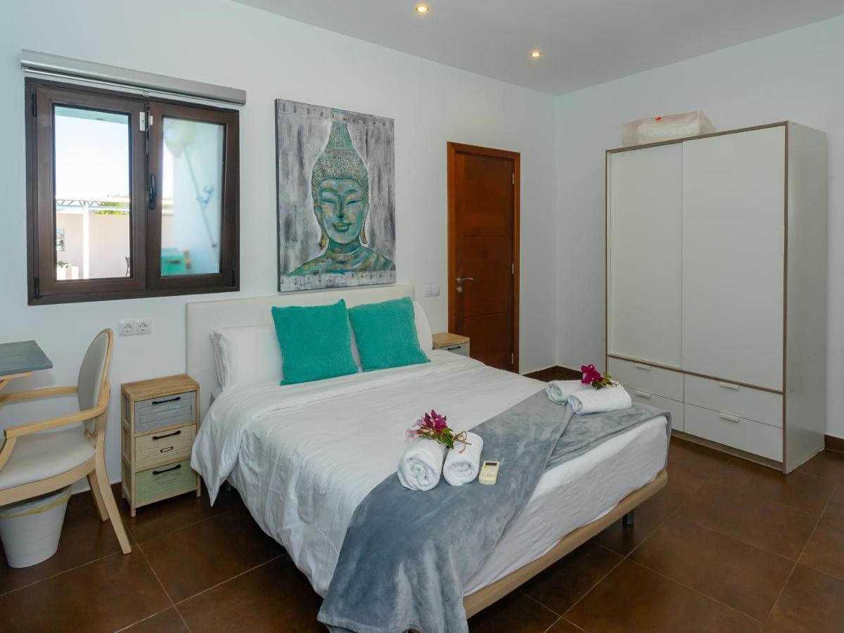 Alma Villa Tías