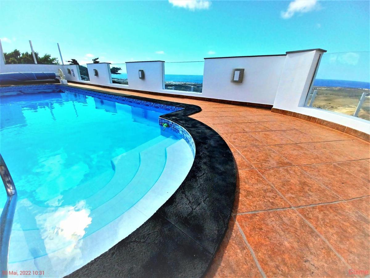Vista Mar Ii, 280 Qm, Heated Pool, Hottube, Gaming Room, Fast Internet, Meerblick Guime