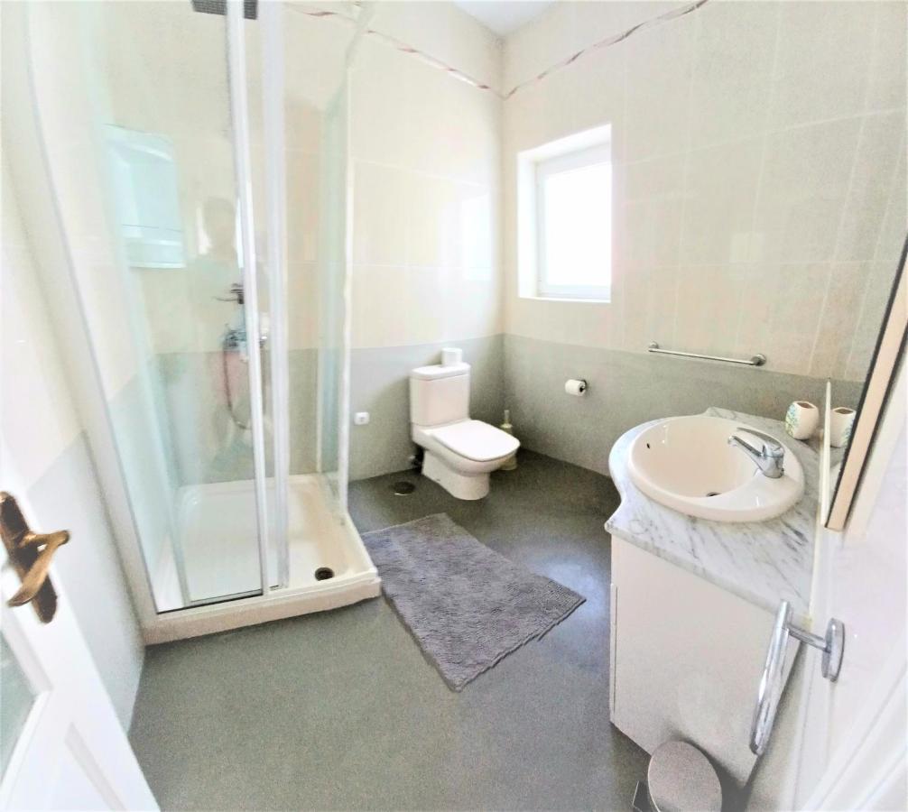 Villa Vista Mar Ii, 280 Qm, Heated Pool, Hottube, Gaming Room, Fast Internet, Meerblick Guime