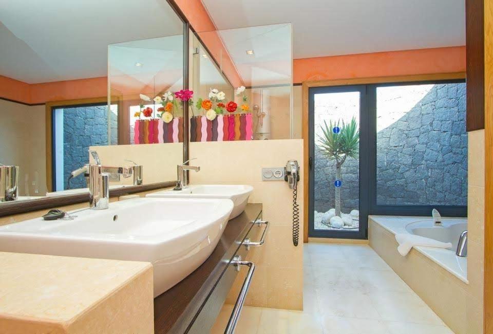 Villa Beautiful 5-bed In
