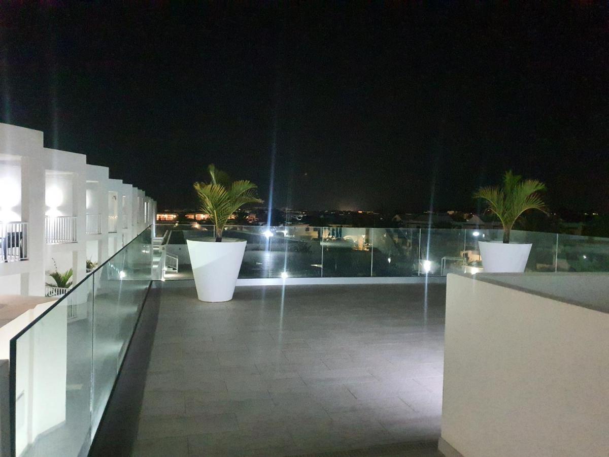 Monarca House, Senator * Costa Teguise