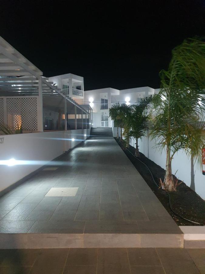 Monarca House, Senator *