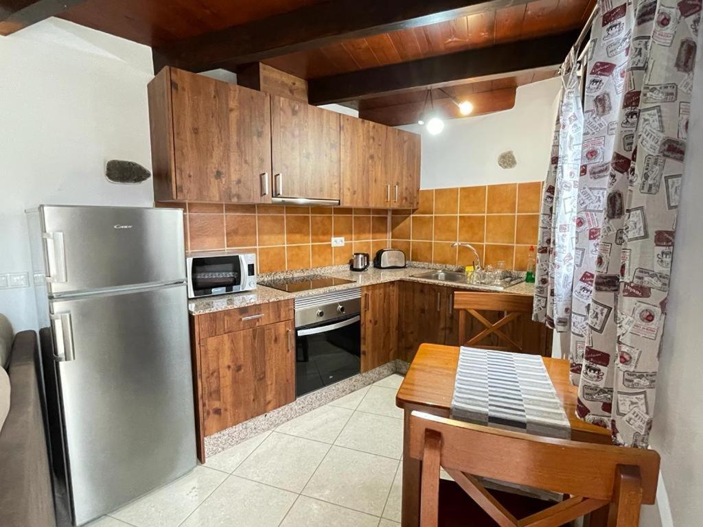 Holiday home Sun, Relax & Lava, Free Wifi 600mb, Bbq Tinajo