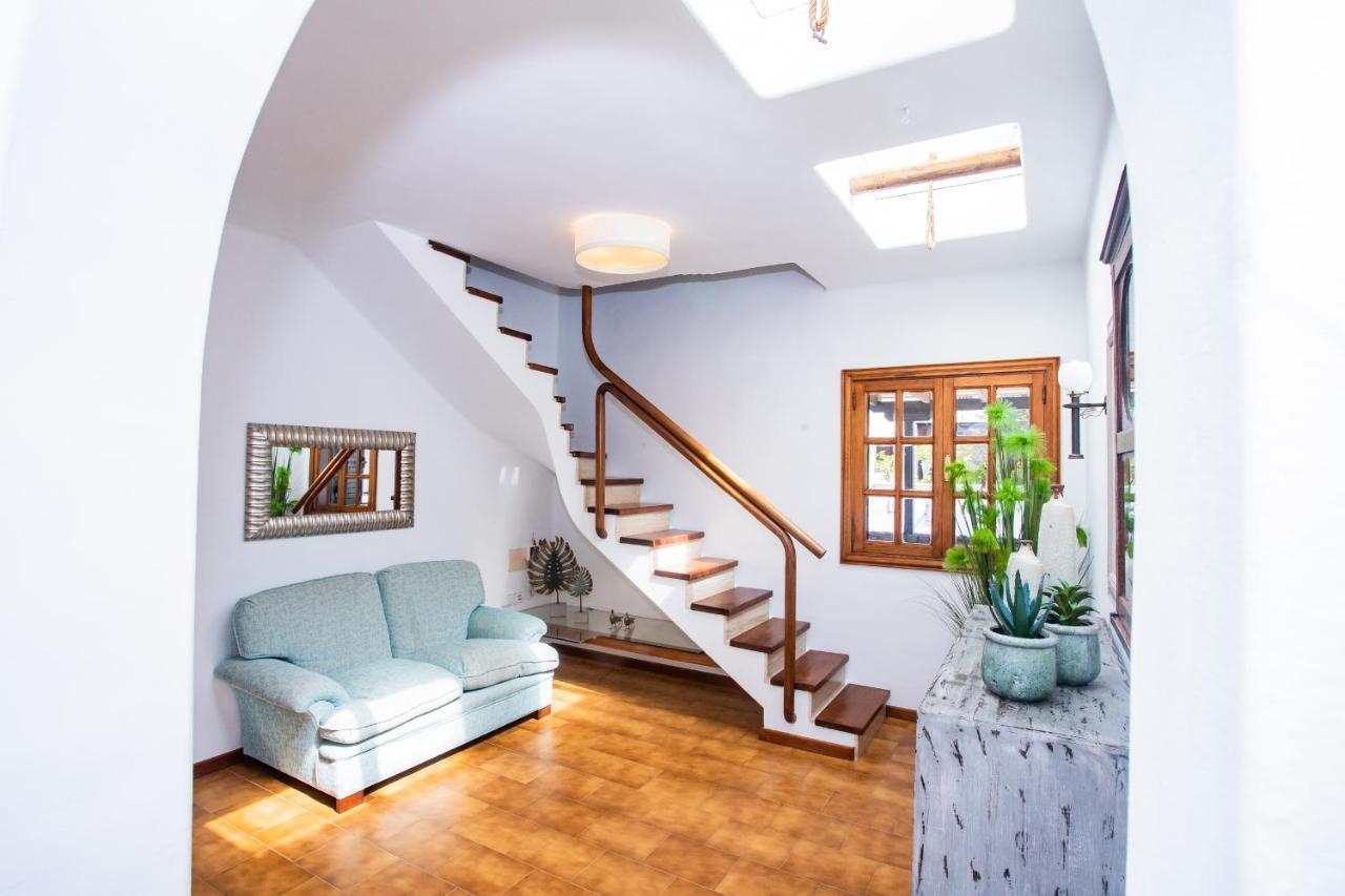 Casa Seara Piscina, Wifi Y 400 Metro De La Playa, Villa Arrecife (Lanzarote)
