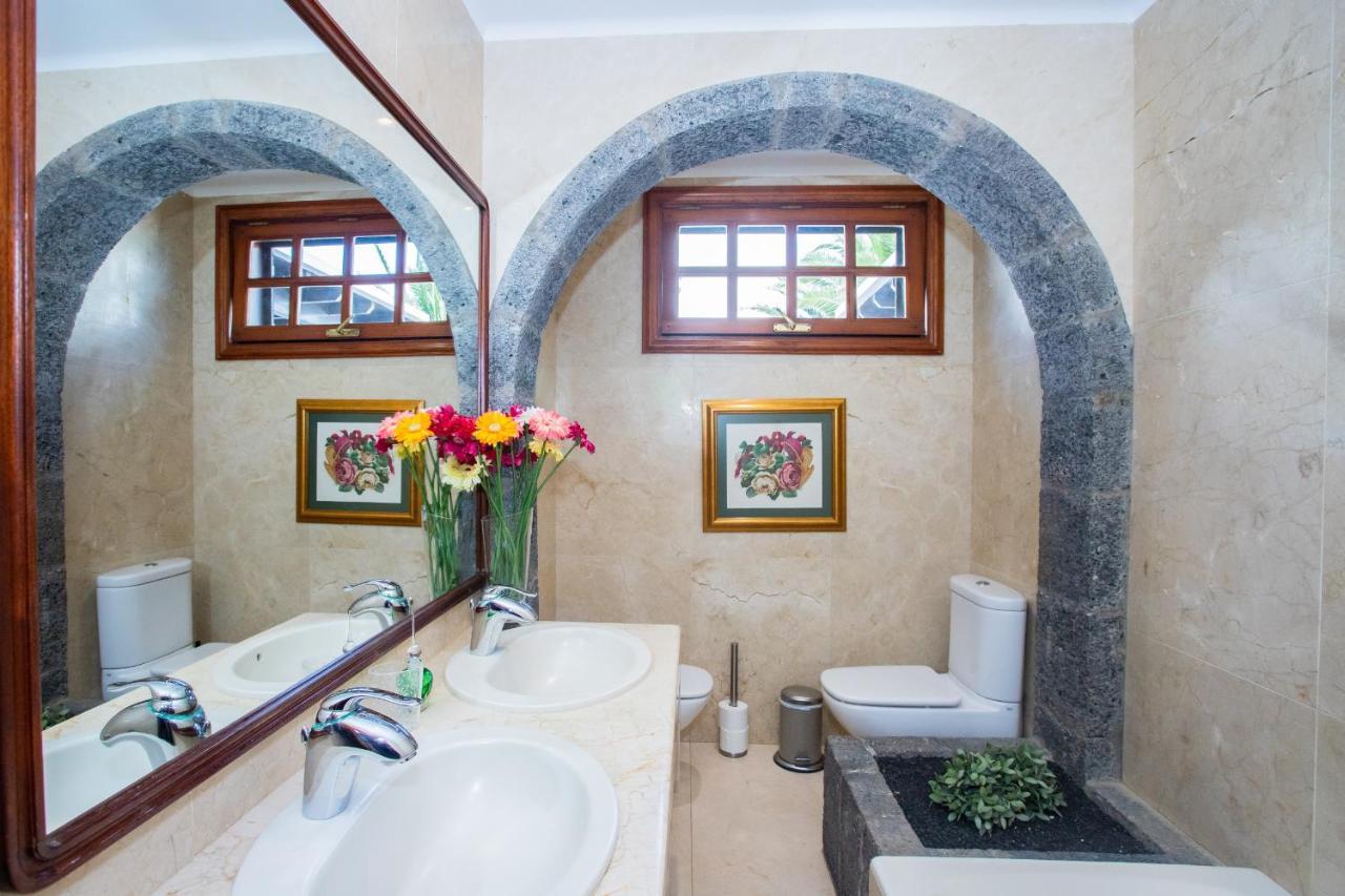 Villa Casa Seara Piscina, Wifi Y 400 Metro De La Playa, Arrecife (Lanzarote)