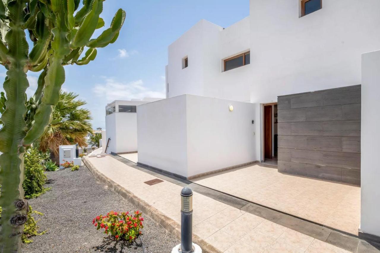 Apartment Modern Duplex In Puerto Del Carmen Tias