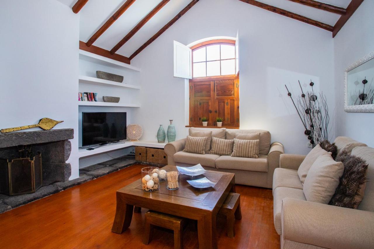 Casa Seara Piscina, Wifi Y 400 Metro De La Playa, Villa Arrecife (Lanzarote)