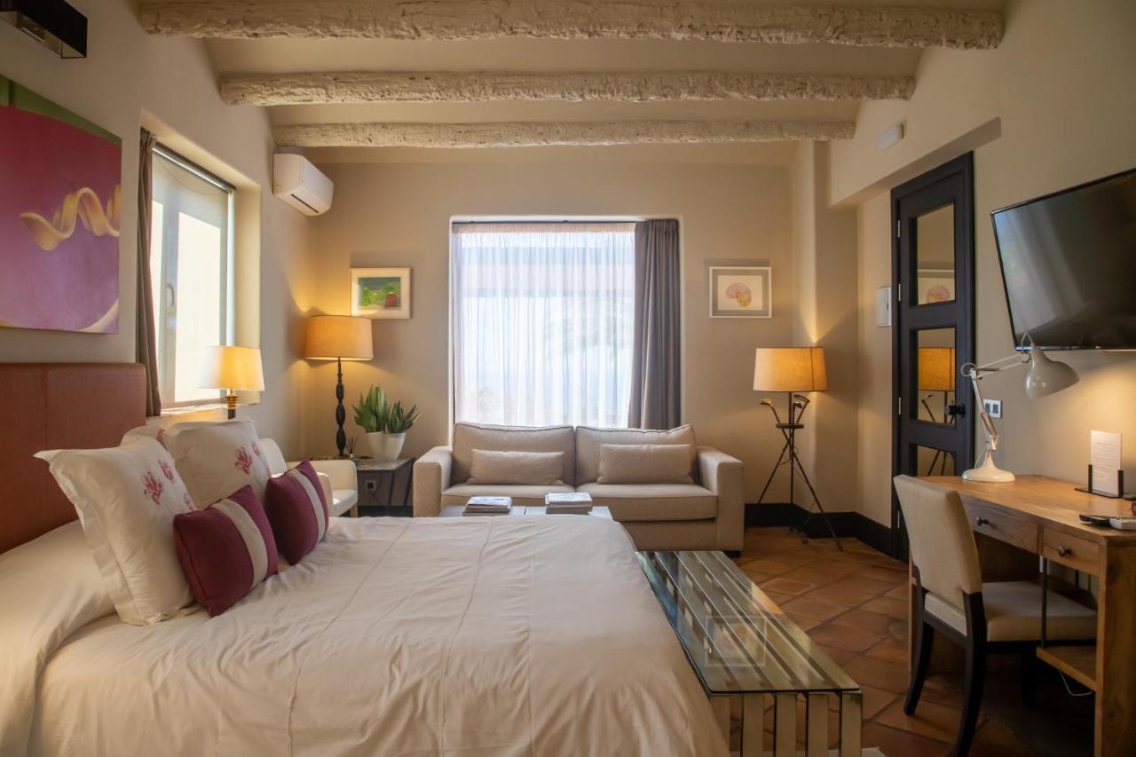 5 Lanzarote Bed & Breakfast