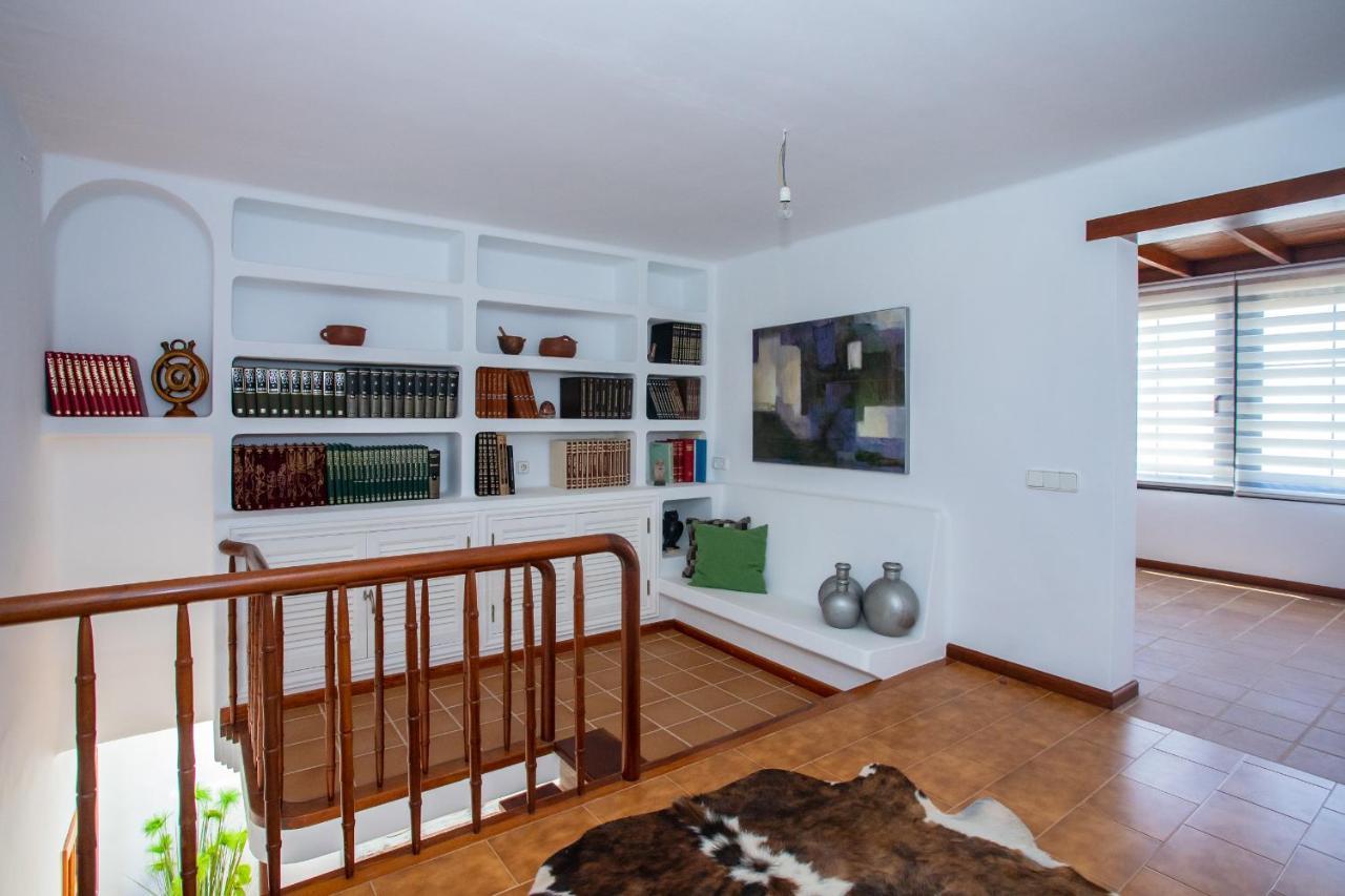 Villa Casa Seara Piscina, Wifi Y 400 Metro De La Playa, Arrecife (Lanzarote)