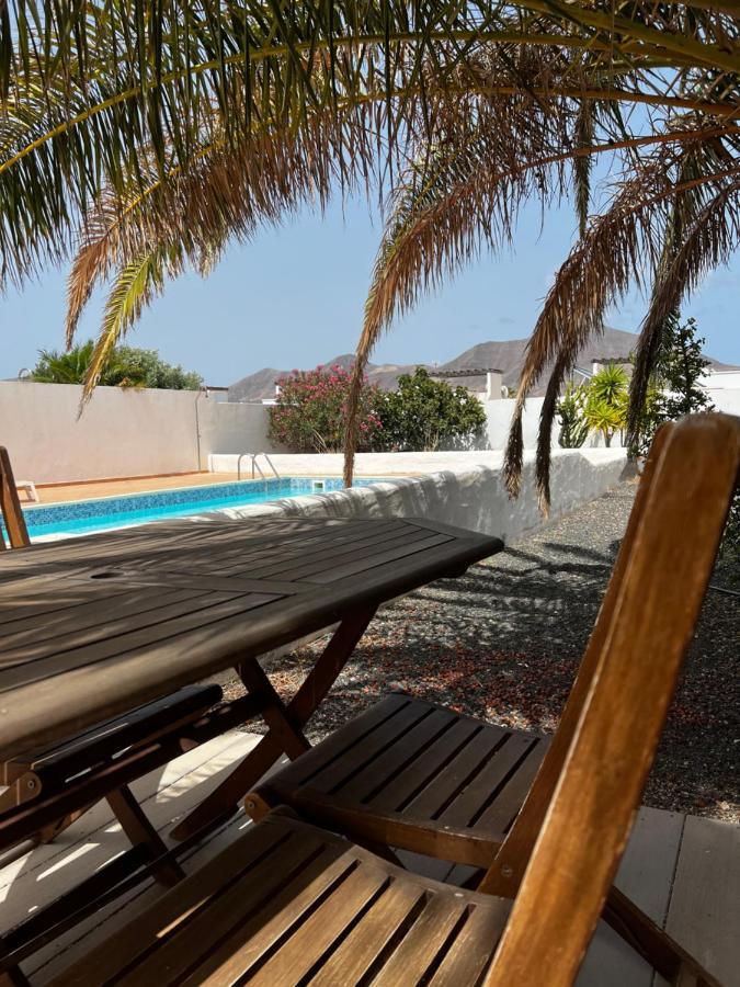 Villa Lovely Almudena With Private Pool Playa Blanca (Lanzarote)