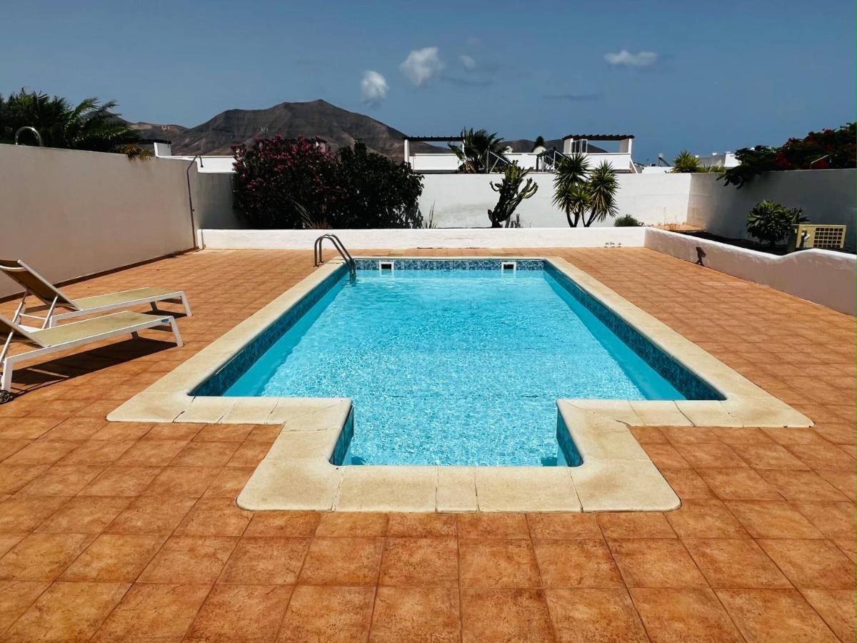 Villa Lovely Almudena With Private Pool