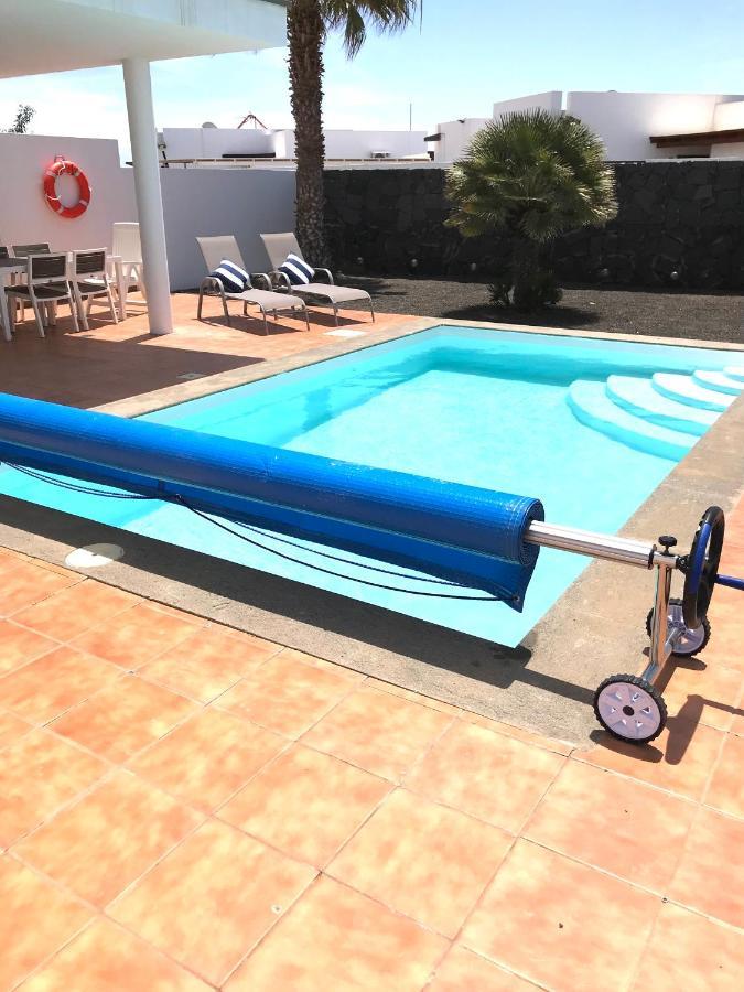 Villa Hermosa Vida, Beautiful 3 Bed 2 Bath With Air Con, Free Wifi & Private Pool