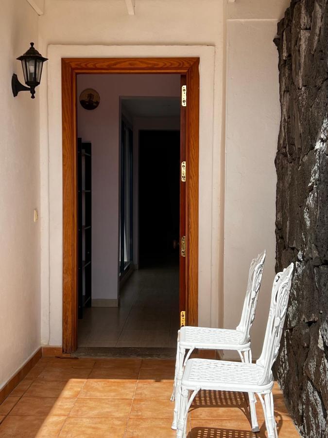 Lovely Almudena With Private Pool Playa Blanca (Lanzarote)
