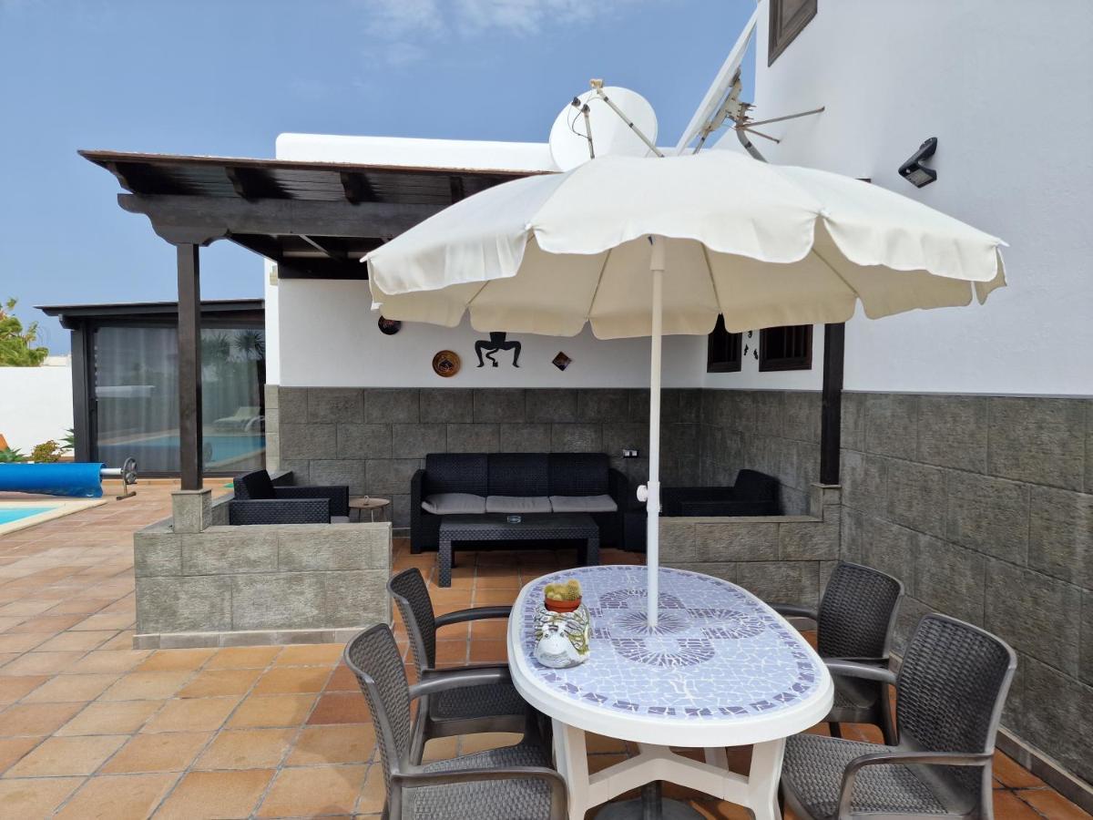 Villa Lola