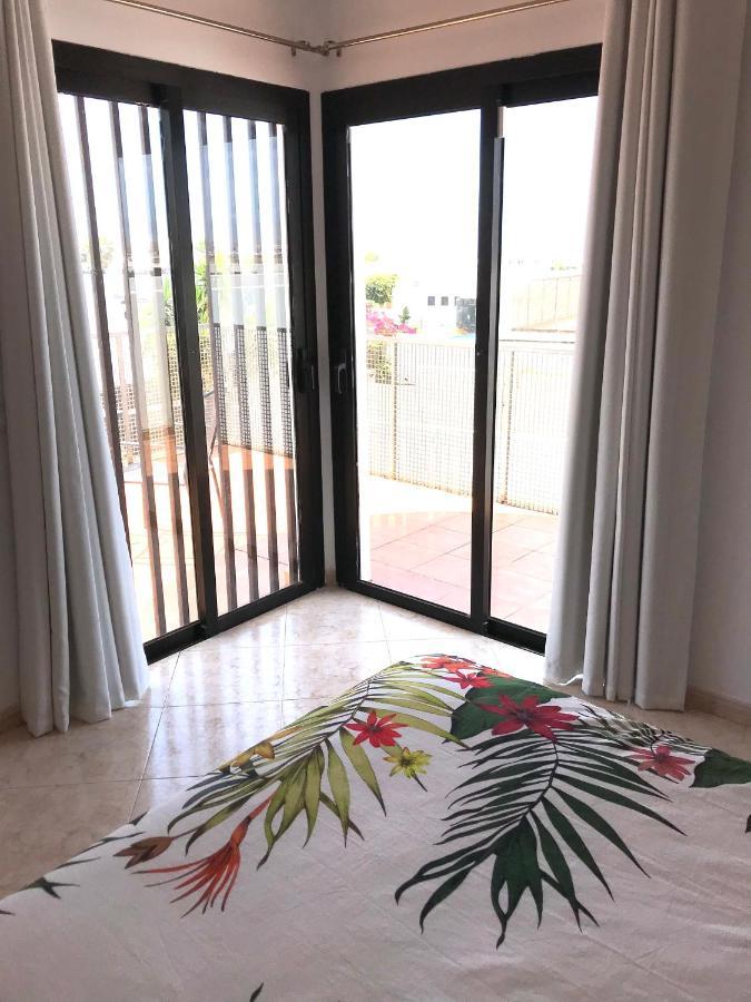 Hermosa Vida, Beautiful 3 Bed 2 Bath With Air Con, Free Wifi & Private Pool Villa *