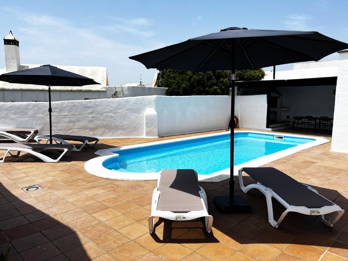 Villa With Heated Pool Nazaret