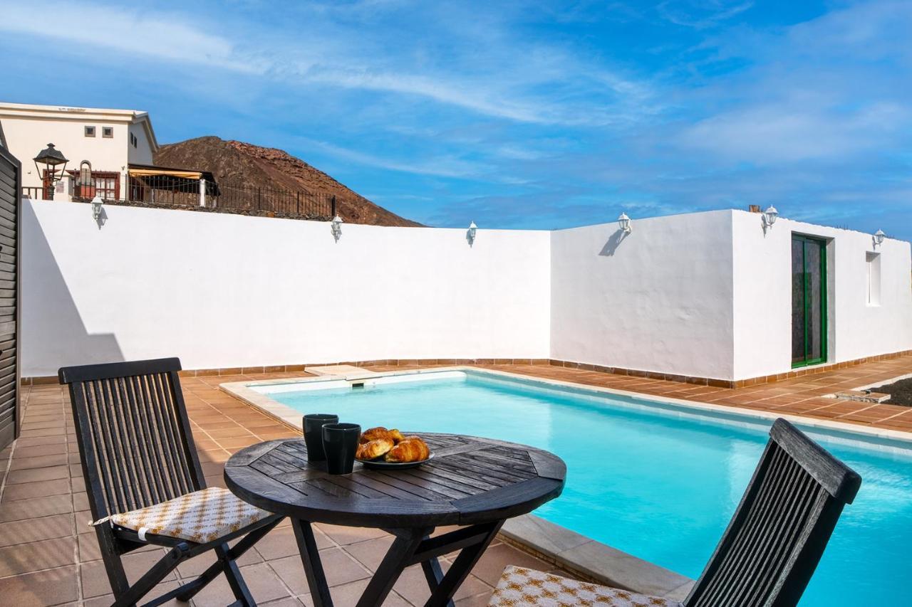 Casa Fatmar Montana Roja-piscina Privada * Playa Blanca (Lanzarote)