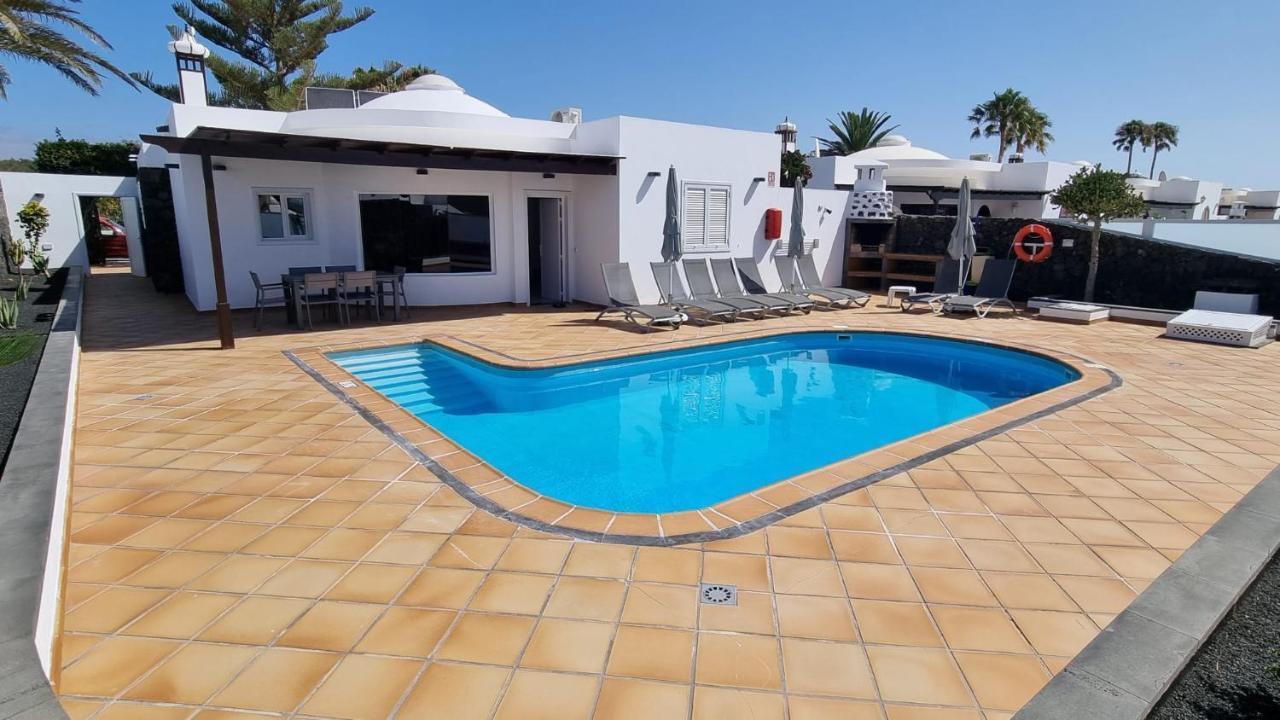 4 Bedroom Mimi With Private Heated Pool Villa *