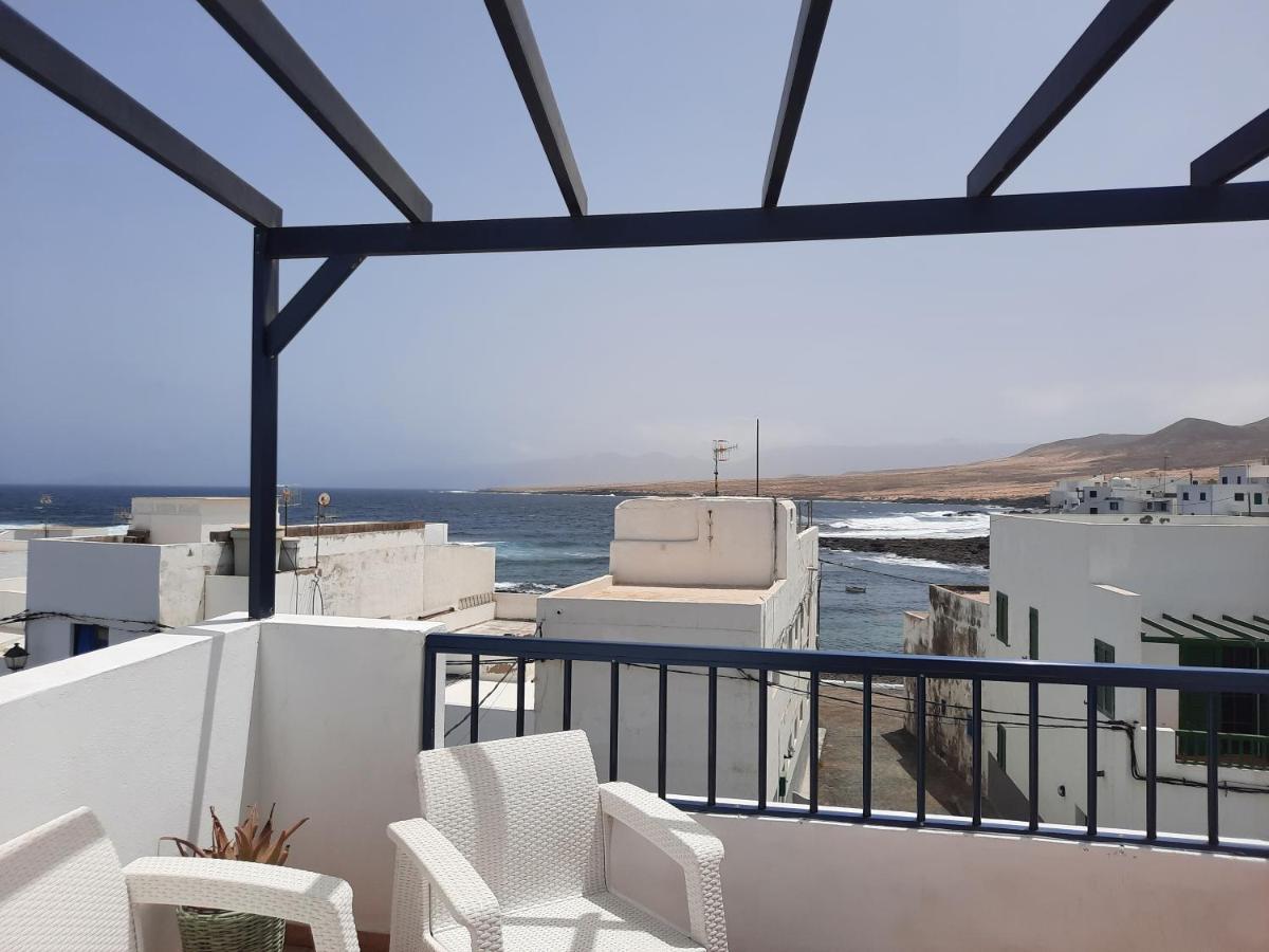 Gran Terraza Con Muy Bonitas Vistas *