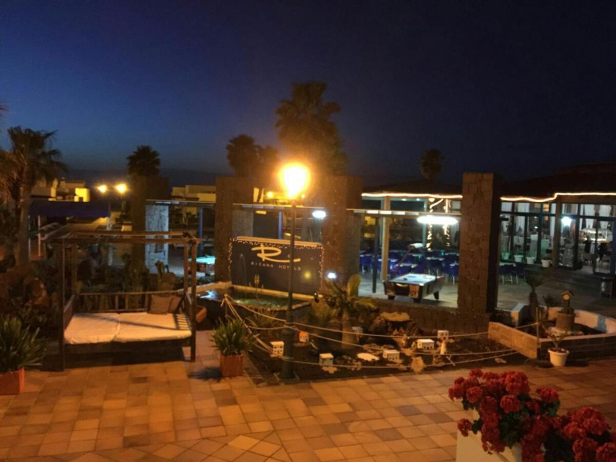 Hotel Vik Coral 3*