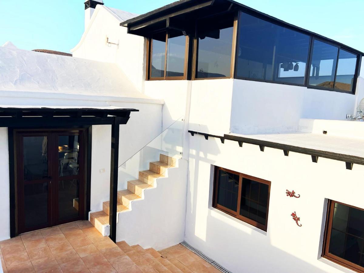 Villa With Heated Pool *