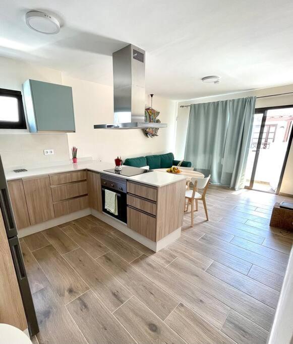Apartamento Piso Renovado A 200 Metros De La Playa *