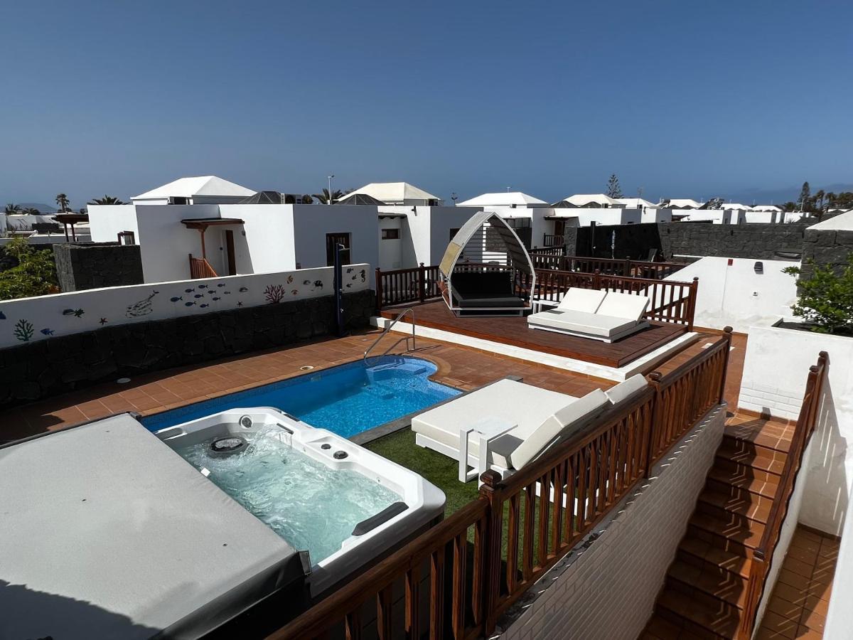 64, Vista Lobos, Private Heated Pool X Jacuzzi, Playa Blanca (Lanzarote)