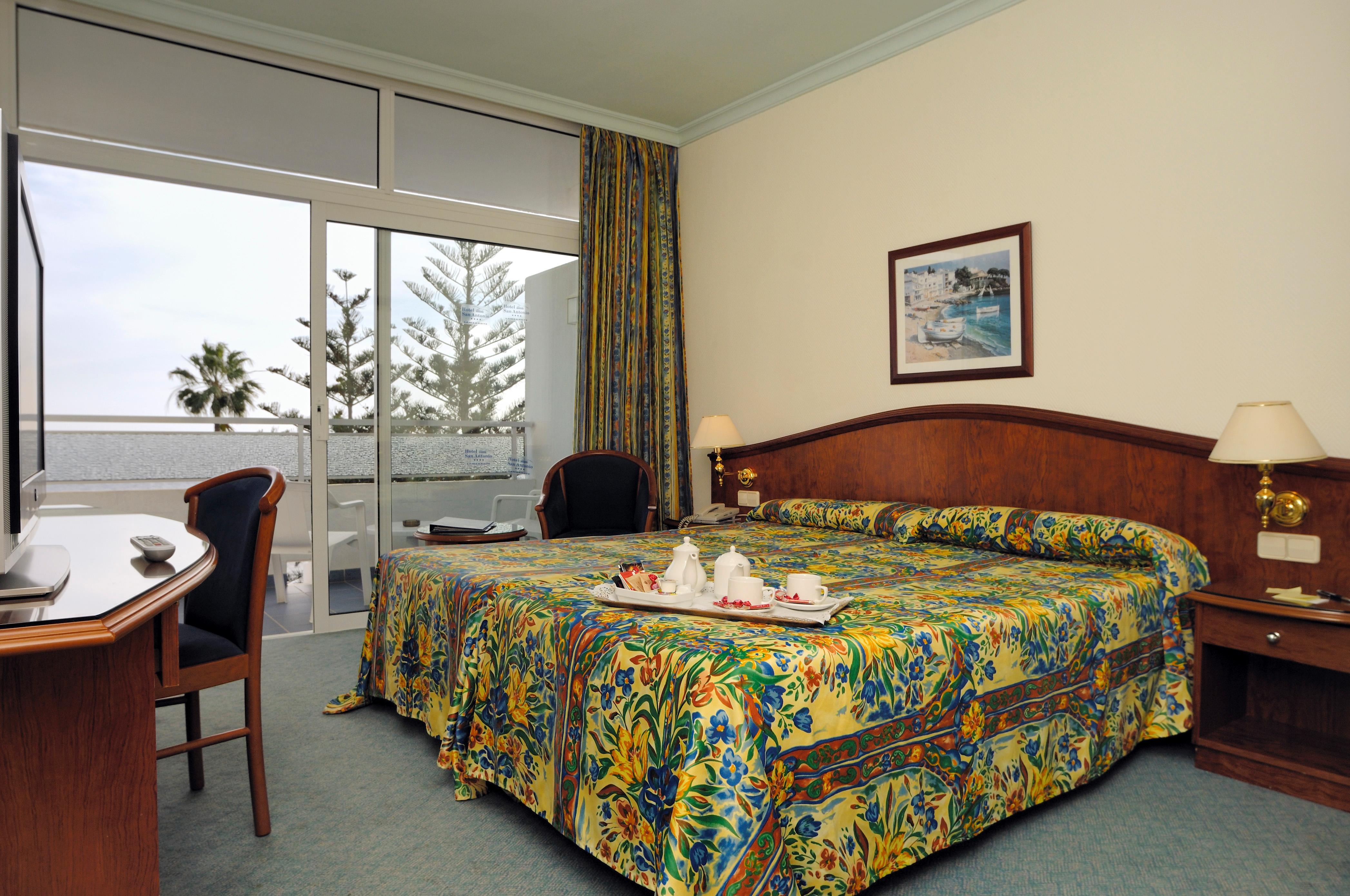 Vik San Antonio Hotel 4*