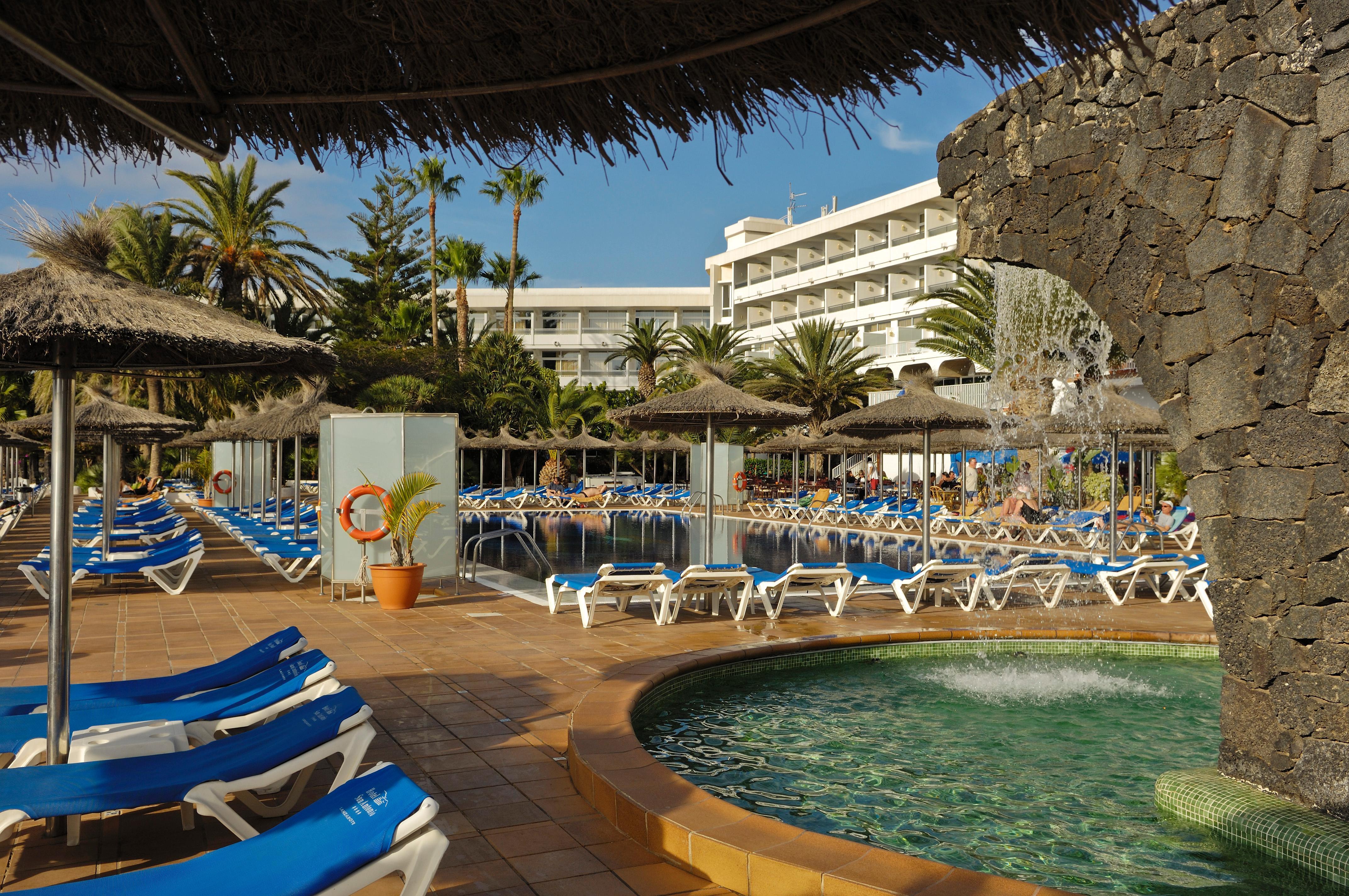 Vik San Antonio Puerto del Carmen (Lanzarote)