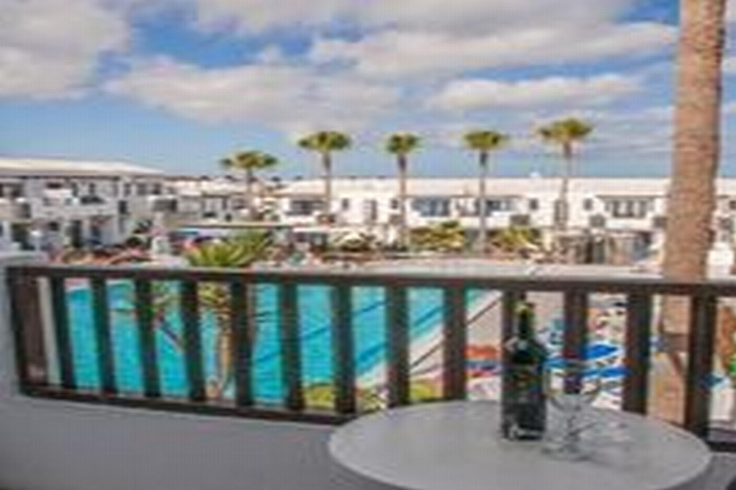 Apartahotel Plaza Azul 2*