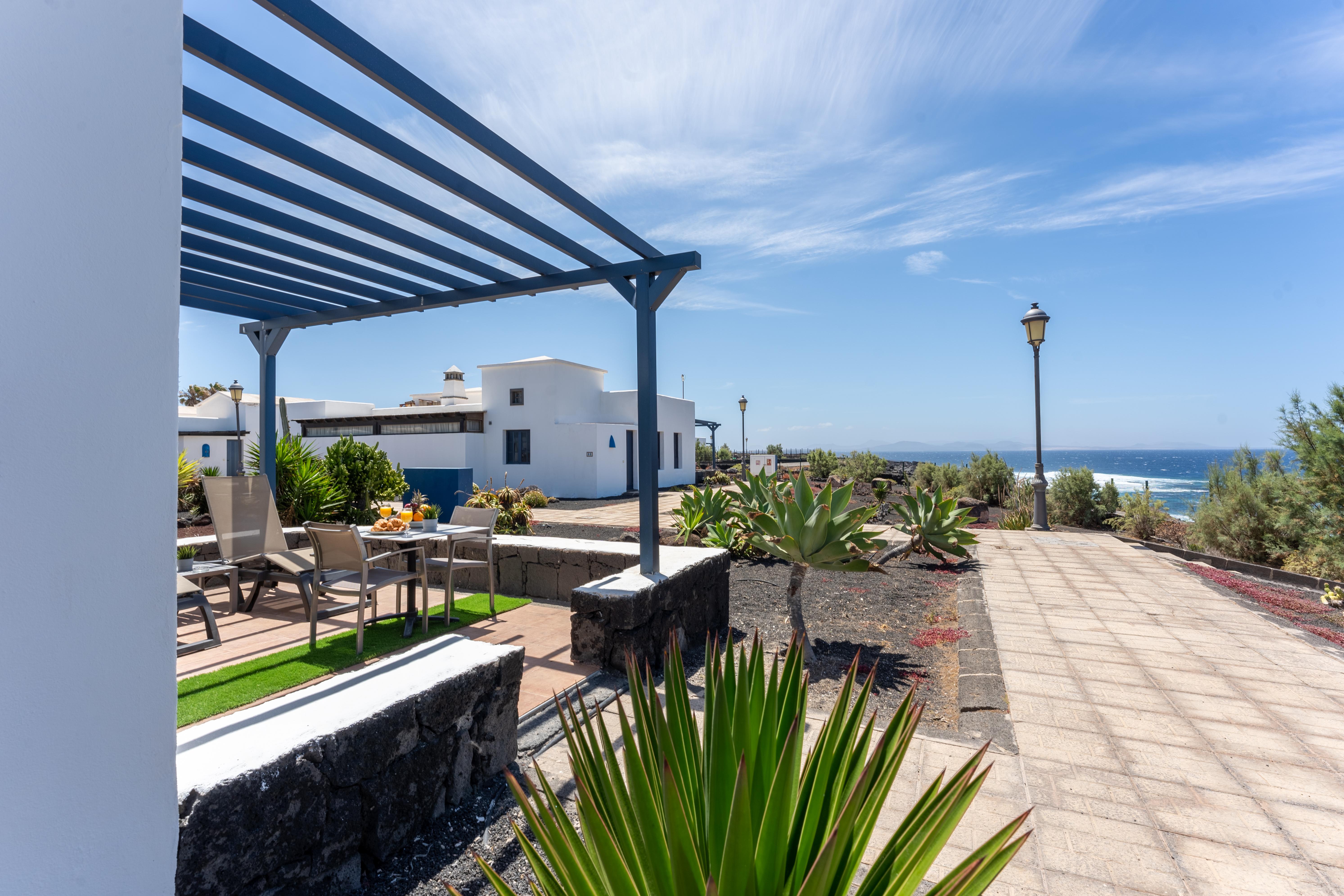 Hotel Vik Coral 3*