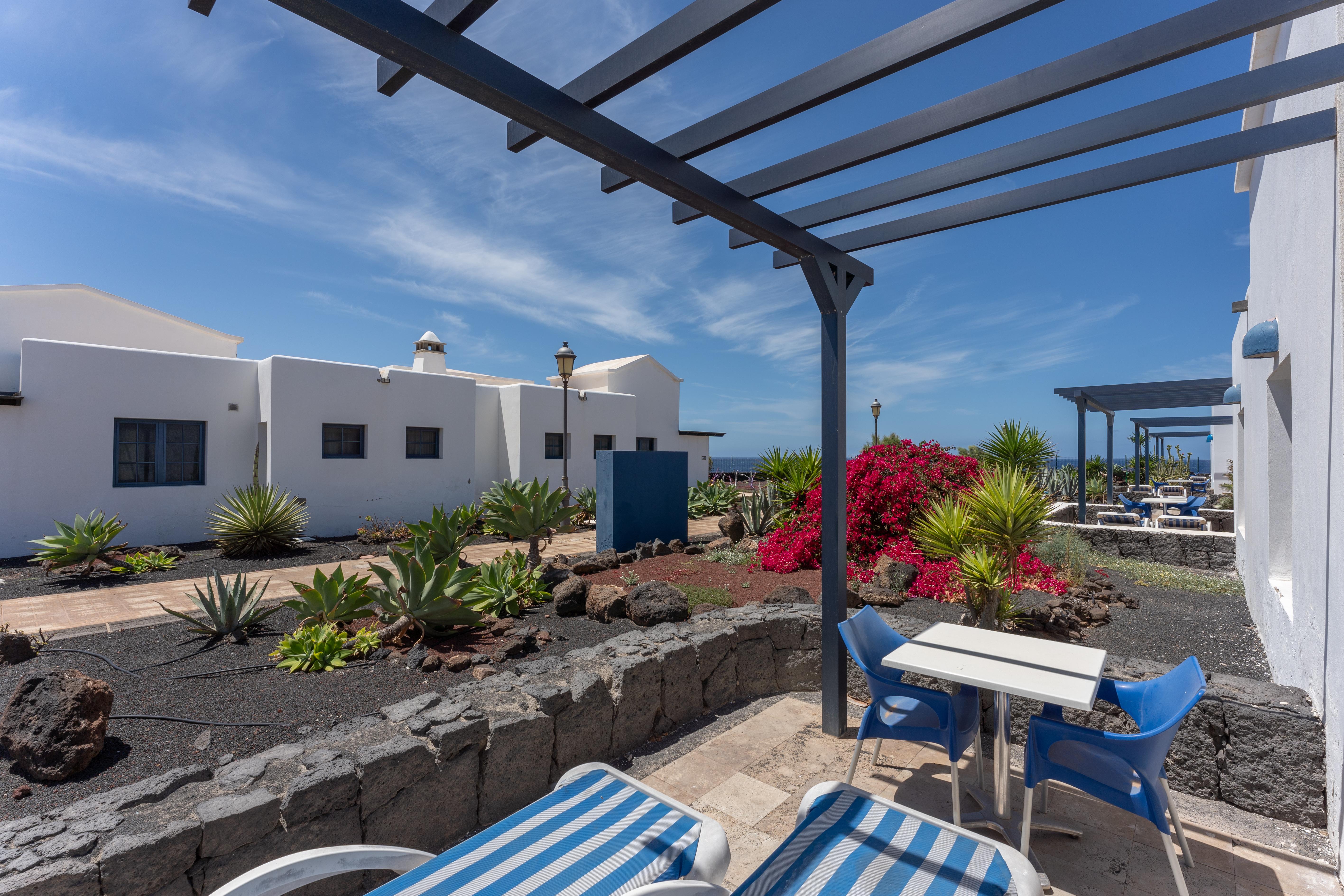 Hotel Vik Coral