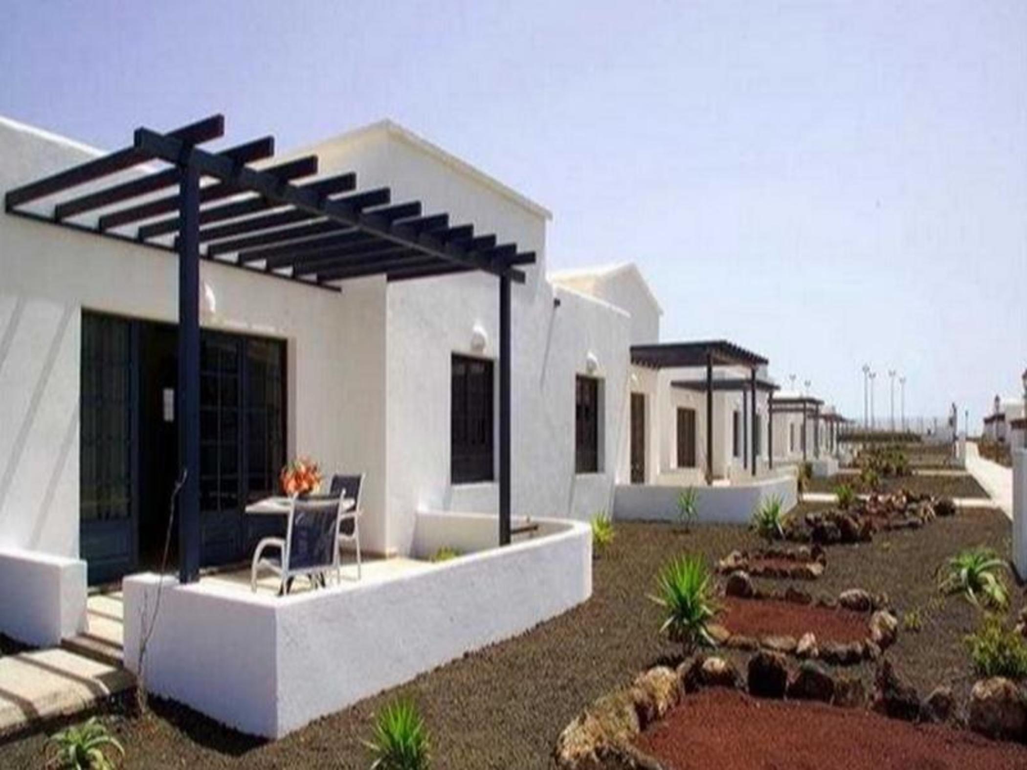 Vik Coral Hotel 3*