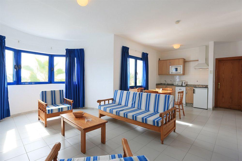 Club Pocillos Apartment
