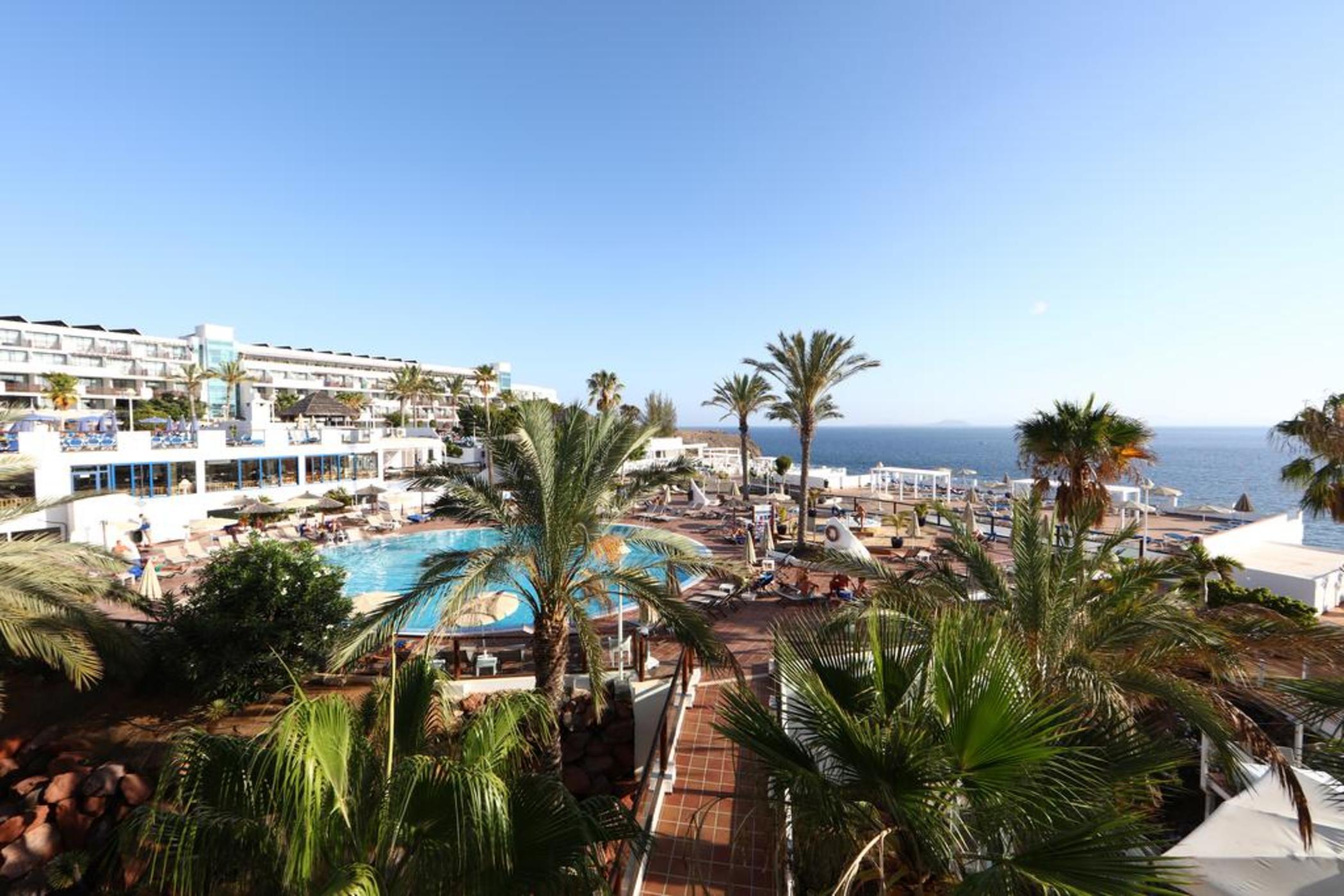 Hotel Sandos Papagayo 4*