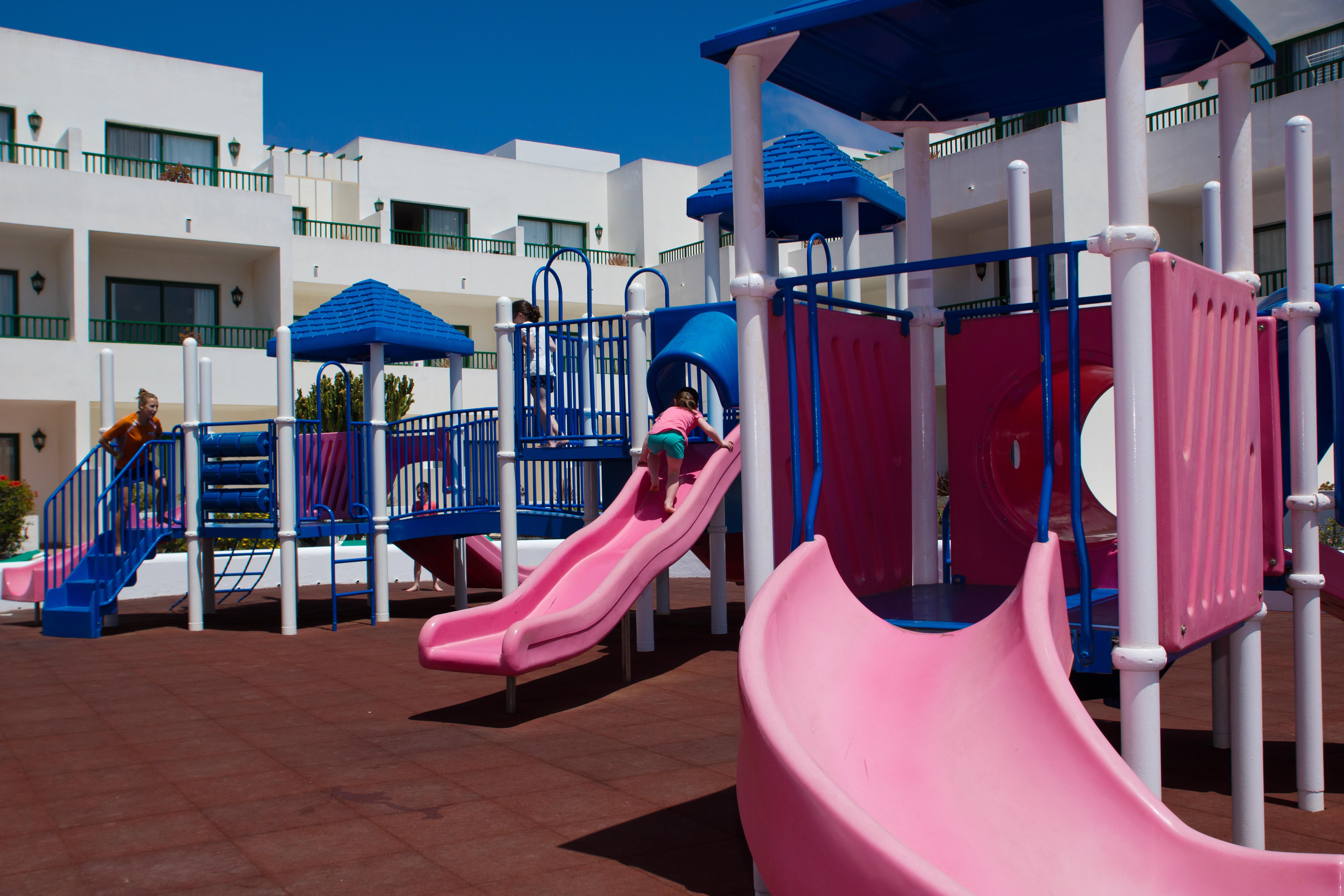 Apartahotel Galeon Playa 3*